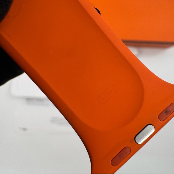 Apple Watch Hermes Series 5 44mm - Picture 5 of 9